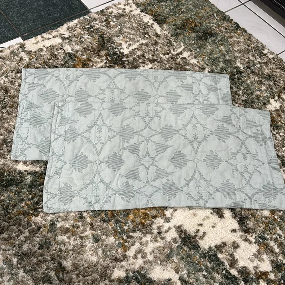 Pottery Barn Jacquard Matelasse Blue Gray (lite green)Euro Shams 26”x26”Set of 2